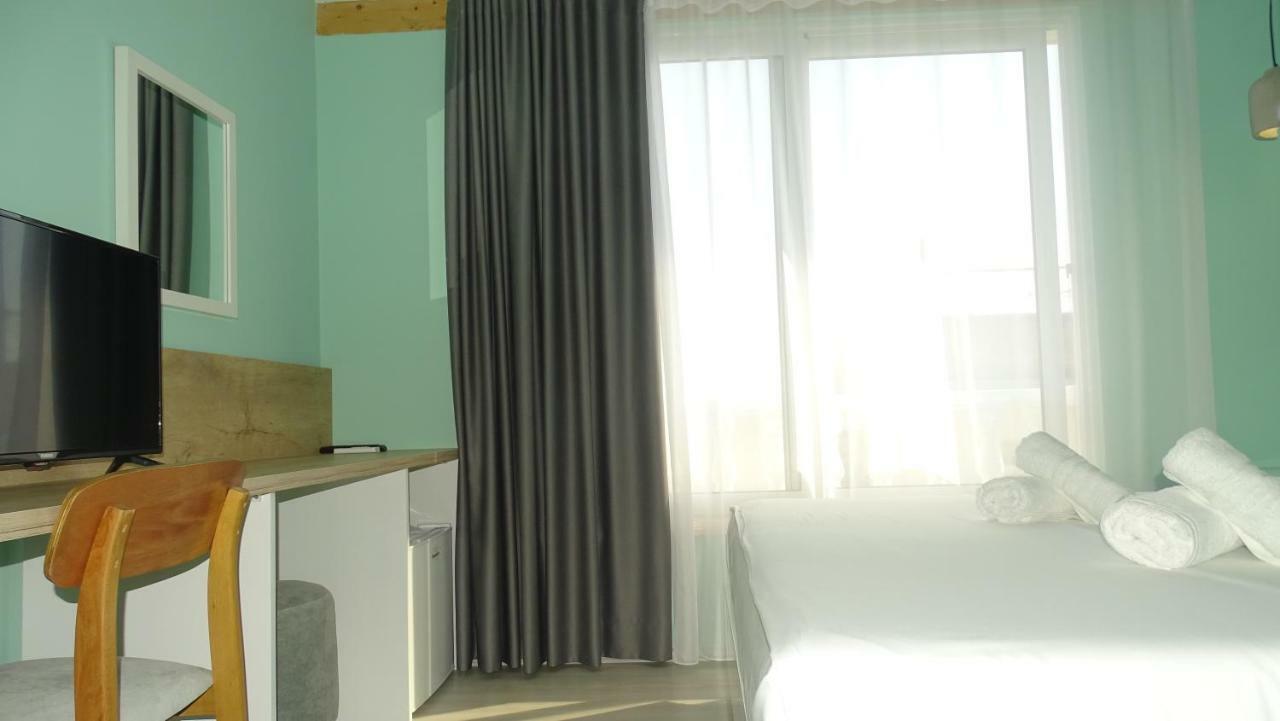 Bistrica Hotel Sarande Ngoại thất bức ảnh