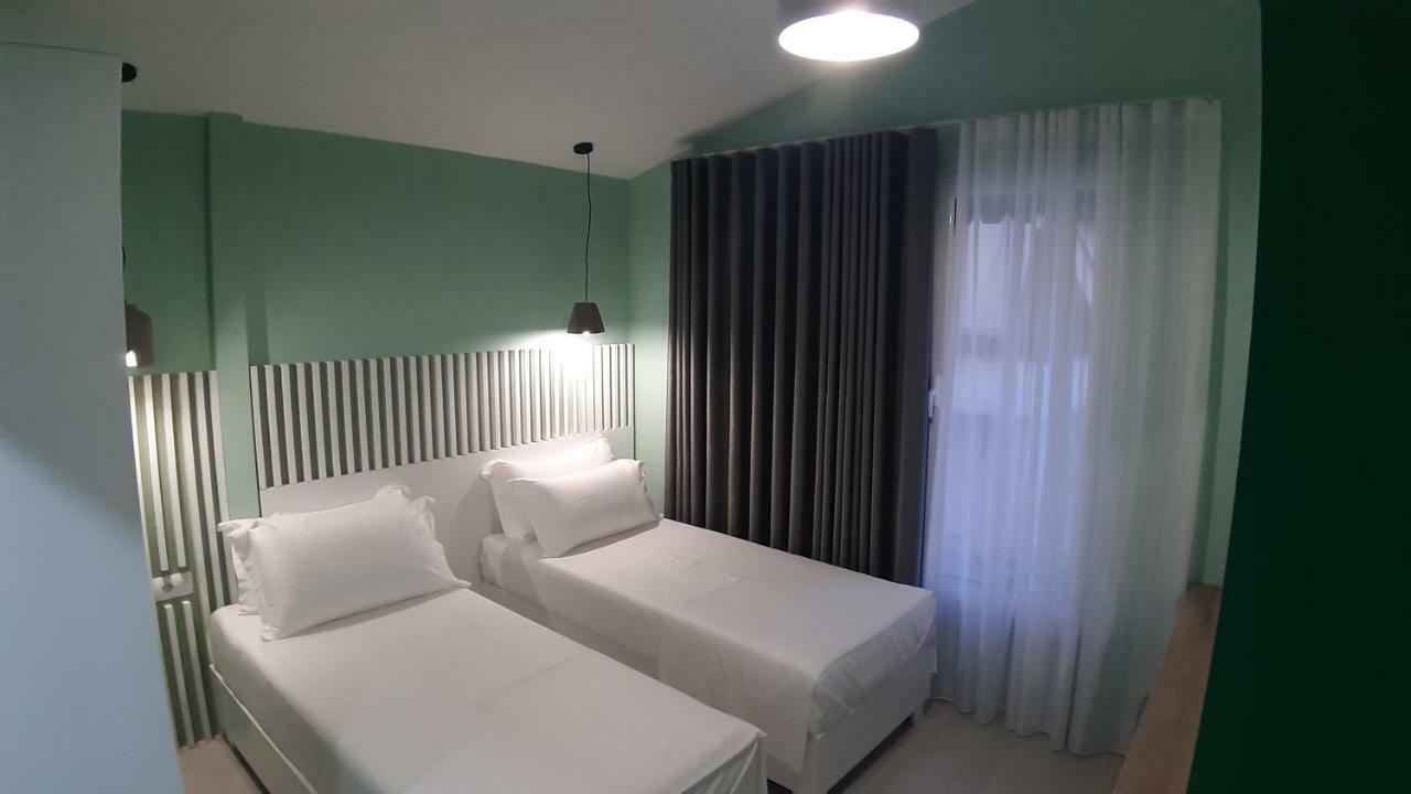 Bistrica Hotel Sarande Ngoại thất bức ảnh